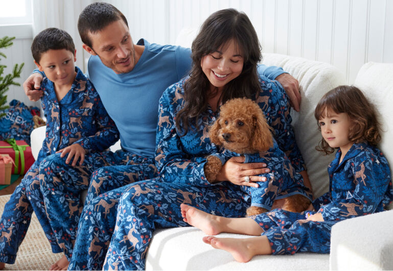 How To Start a Matching Family Pajamas Tradition